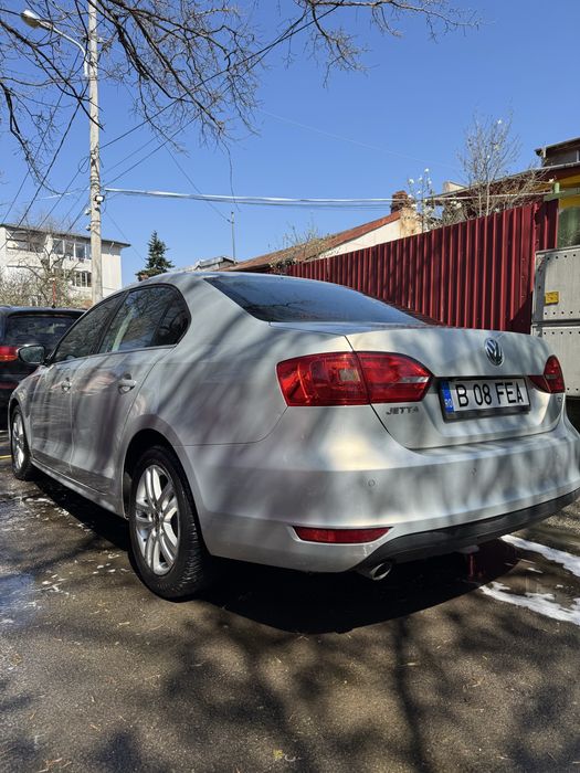 VOLKSWAGEN Jetta 2011 — imagine 2