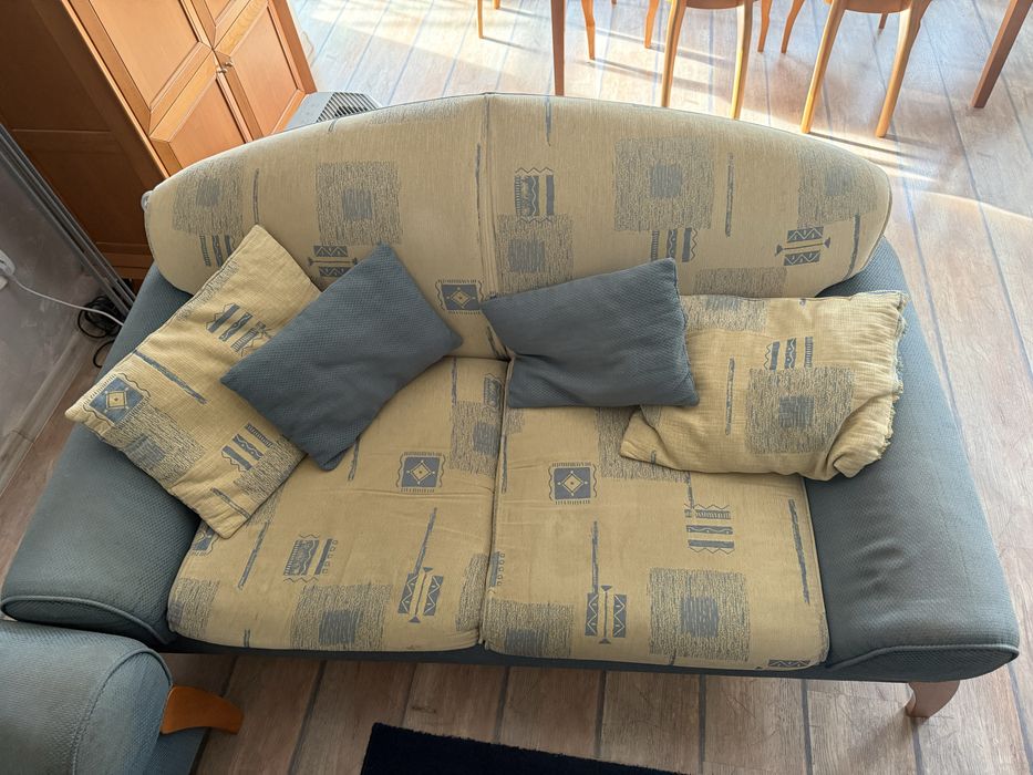 Комплект дивани - триместен, двуместен