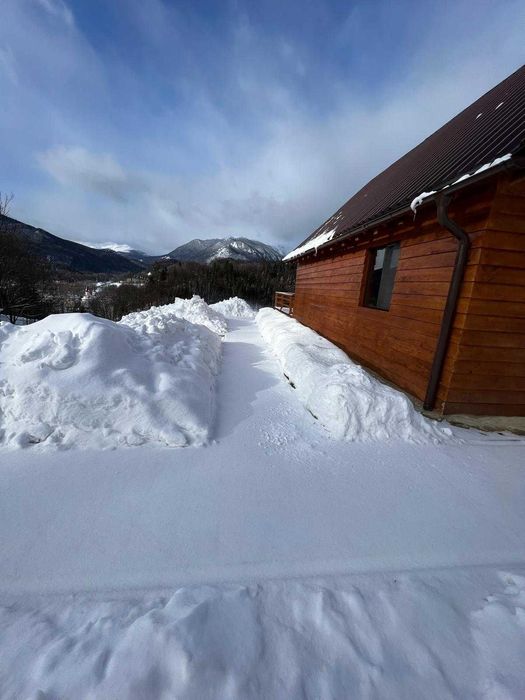 Cabana de închiriat în Munții Retezat la 26 de km de Straja