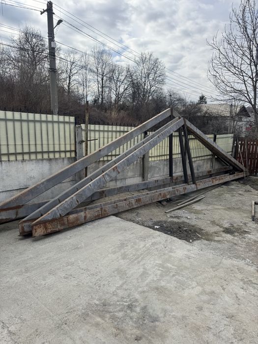 Structura hala metalica ferme deschidere 10m