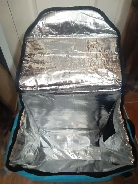 Курьерские рюкзаки Яндекс Wolt еда