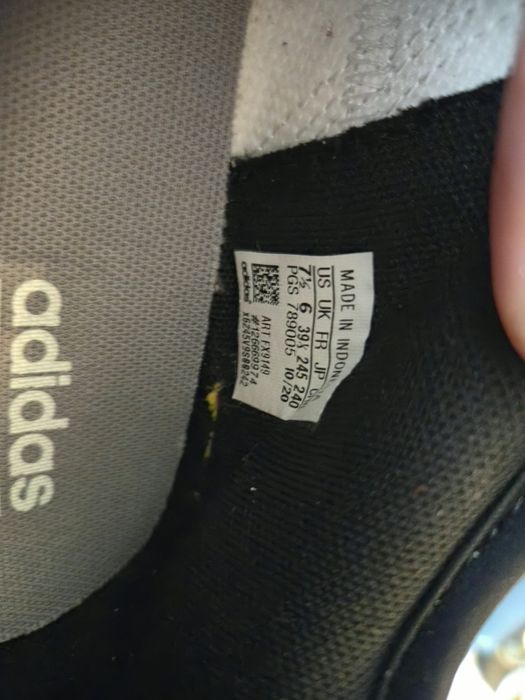 ADIDAS  Дамски Женски Маратонки Номер 39 Тренировки Фитнес Супер Леки