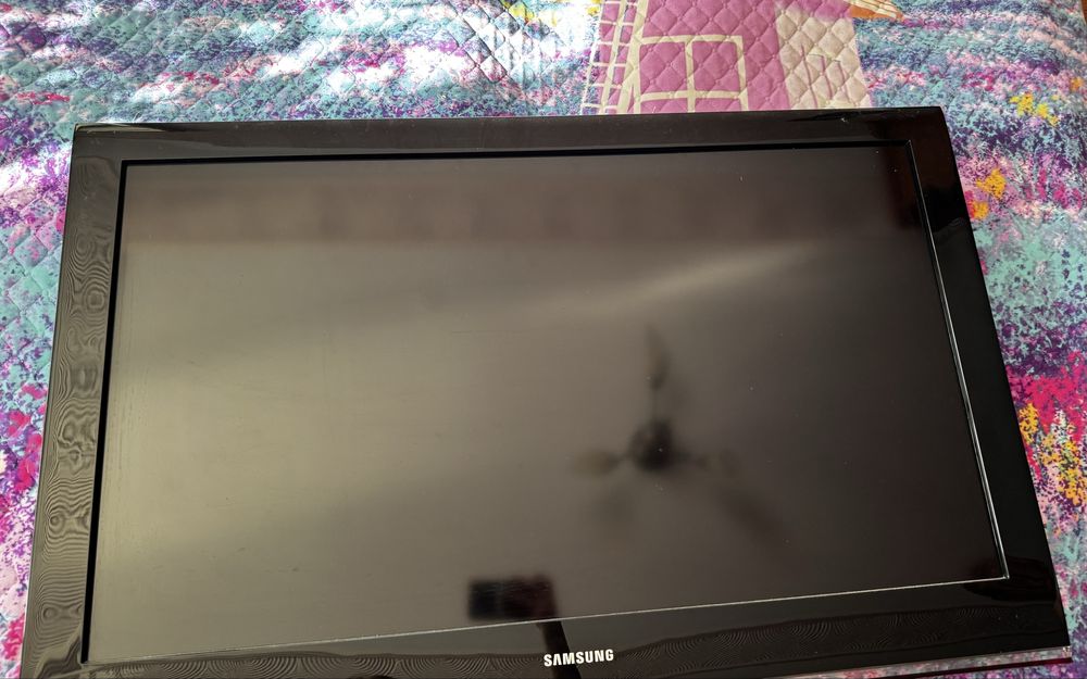 Телевизор с домашним кинотеатром