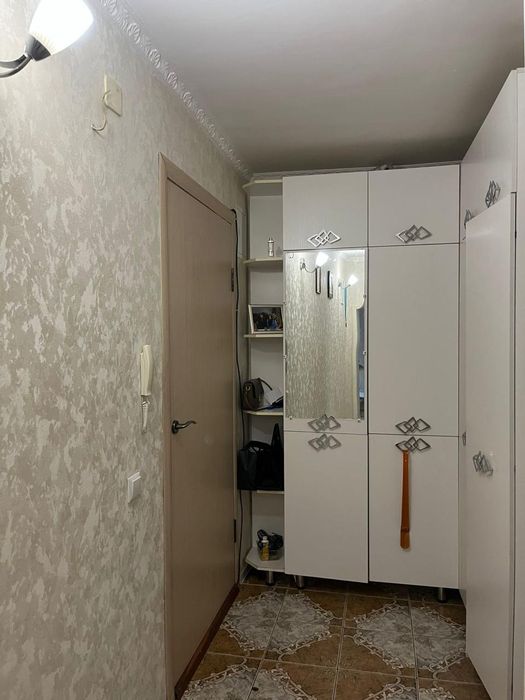 Продам квартиру район встречи.