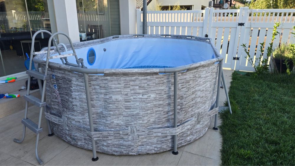 Piscina supraterana 6mx3,8m