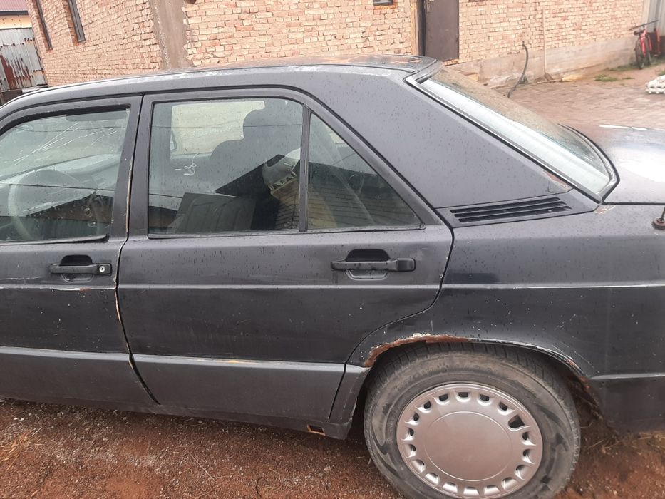 Мерседес бенц 190