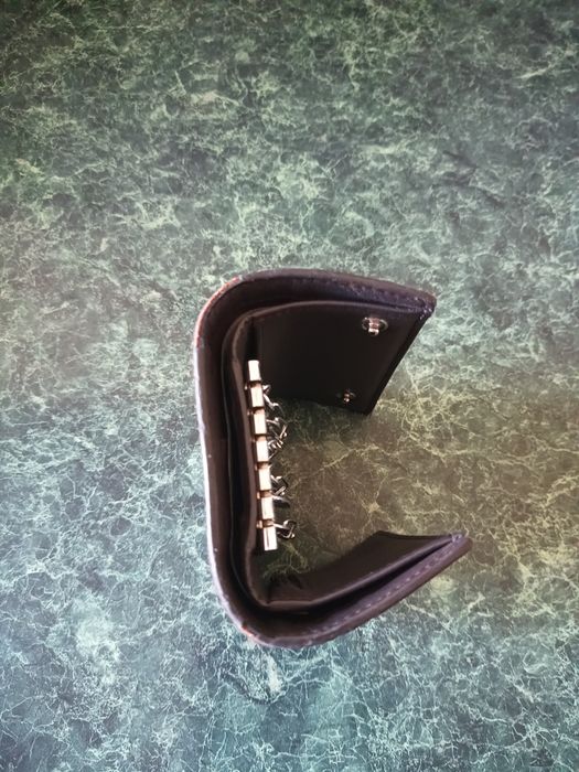 Portofel LV original fără acte