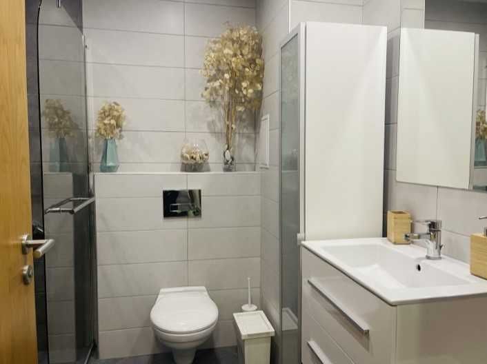 Дава се под наем Двустаен апартамент в София, Изток - 60 кв.м за 770 € - Снимка #8