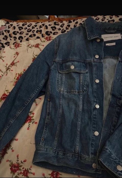 vand geaca de blugi calvin klein jeans