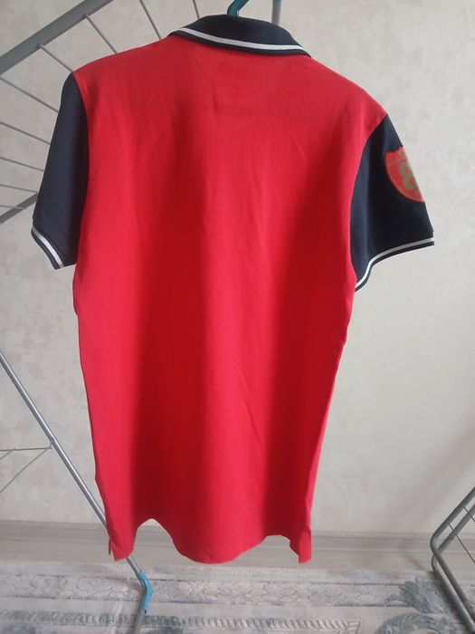 Продаётся мужская фирменная футболка  из Европы