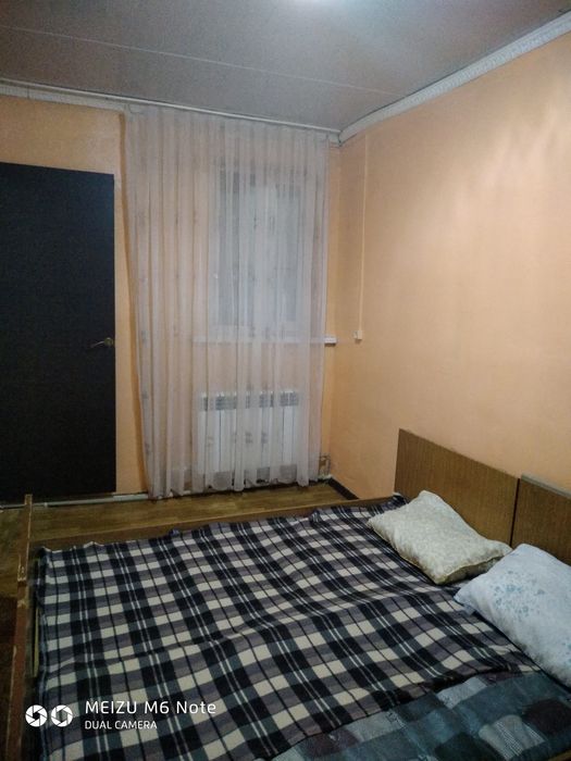 Сдаётся времянка . Комната и кухня