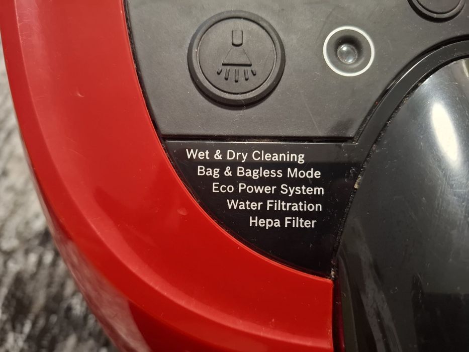 Aspirator BWD42PET Bosch