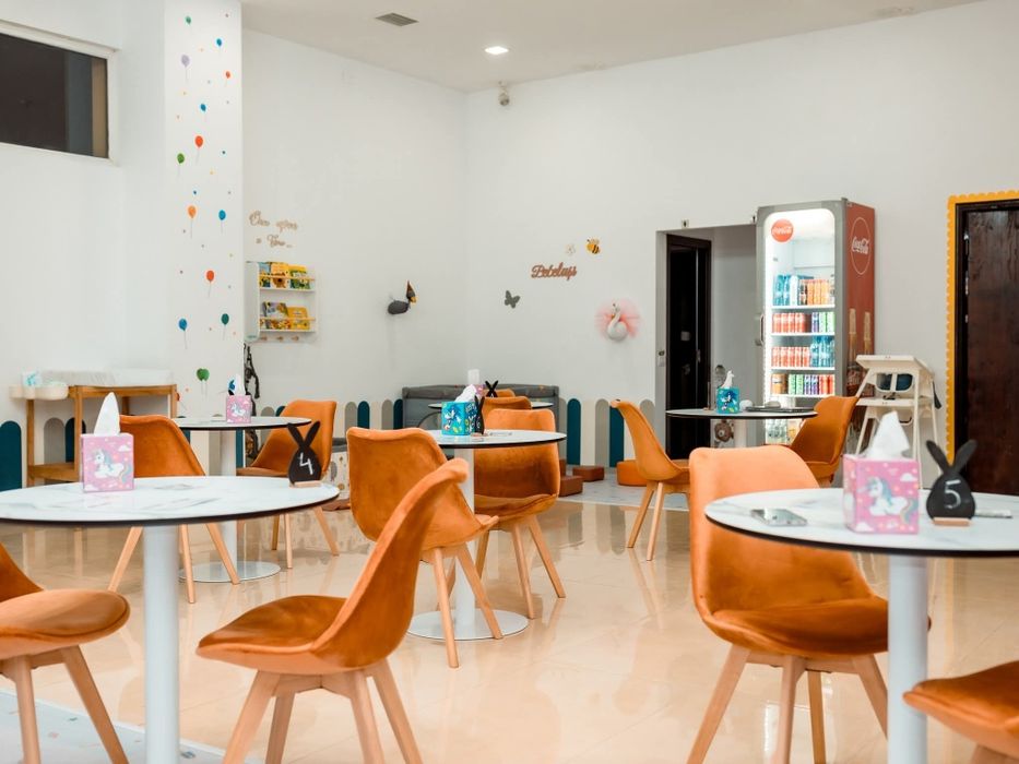 Petreceri copii loc de joaca evenimente private aniversare cafenea