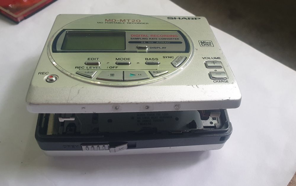Sharp Minidisc MD -MT20