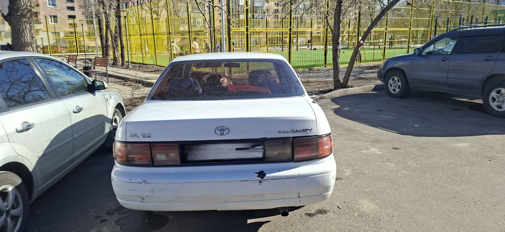 Продам машину Toyota Camry