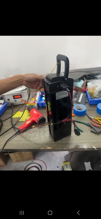 Drongo akumulayator birinchi qol