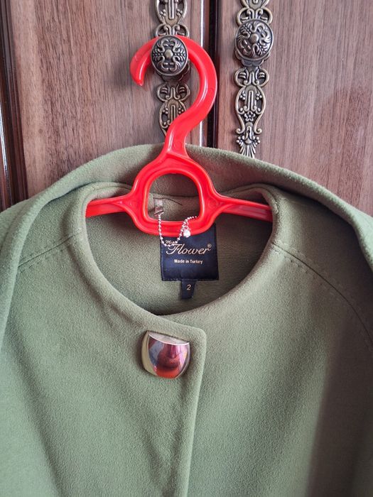 Пальто красивое б /у