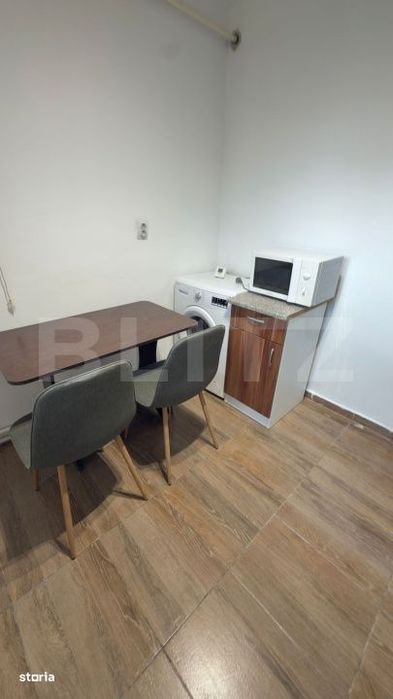 Apartament 3 camere, 60 mp, Calea Severinului-Taxi Favorit