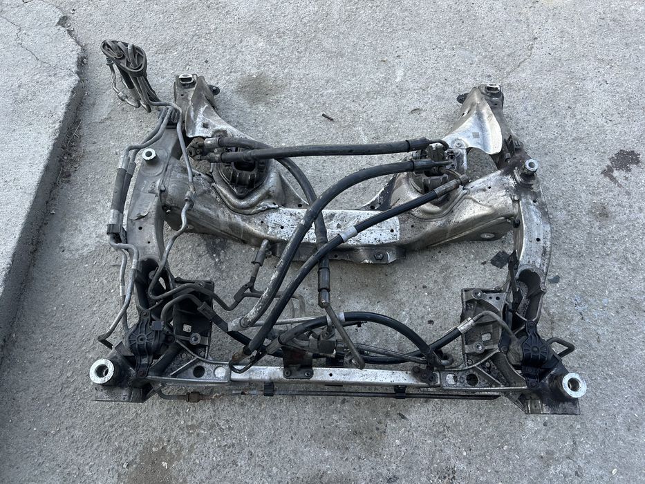 Bmw F01 F10 F11 F06 Преден мост само с задно