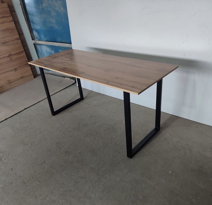 есть такие стол