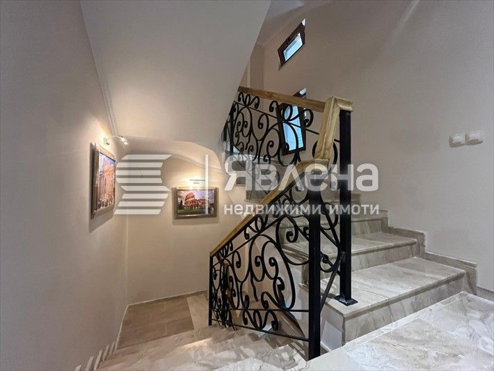 Продава се Тристаен апартамент в Варна, Център - 100 кв.м за 4500 €/кв.м - Снимка #5