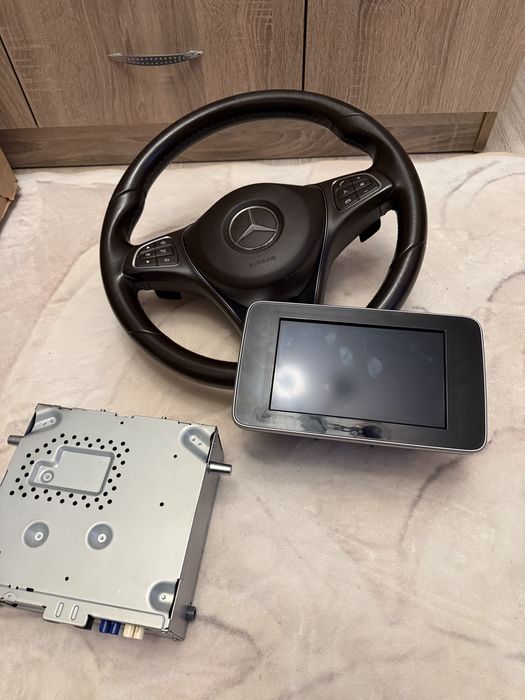 Части за мерцедес w205