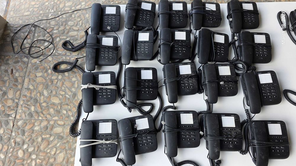 Vand 35 telefoane fixe Siemens