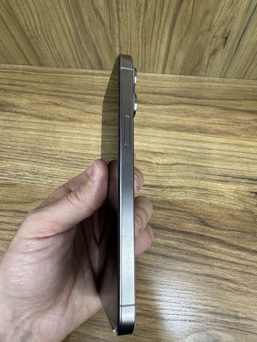 15 pro max 256 natural titan naqd va nasiya savdoga