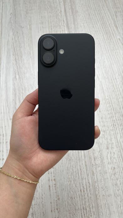 iphone 16,128гб,емкость 92%