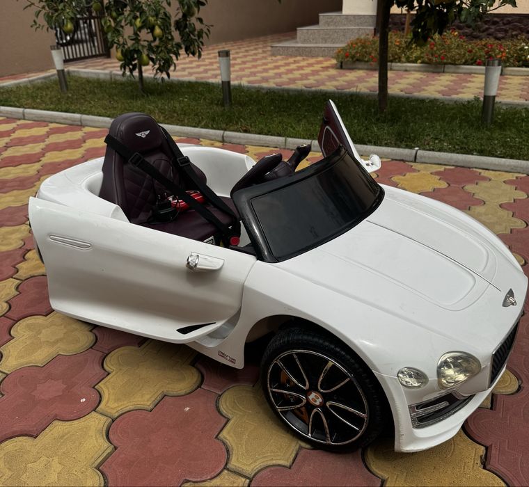 Masina electrica Bentley