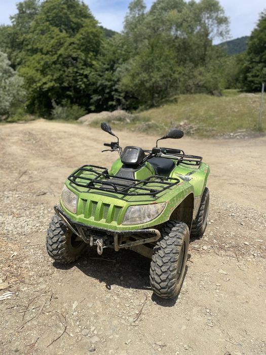 Vând atv Arctic Cat 550 EFI