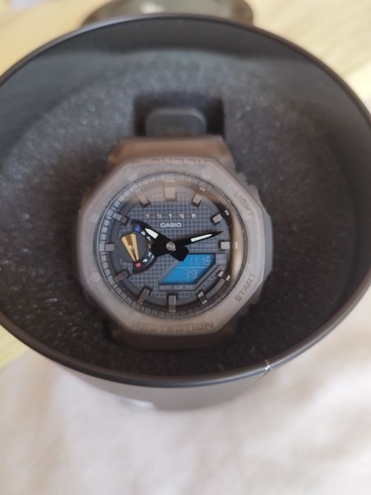 Casio g shock 5600 multi band 6 solar/2100 - FUTUR