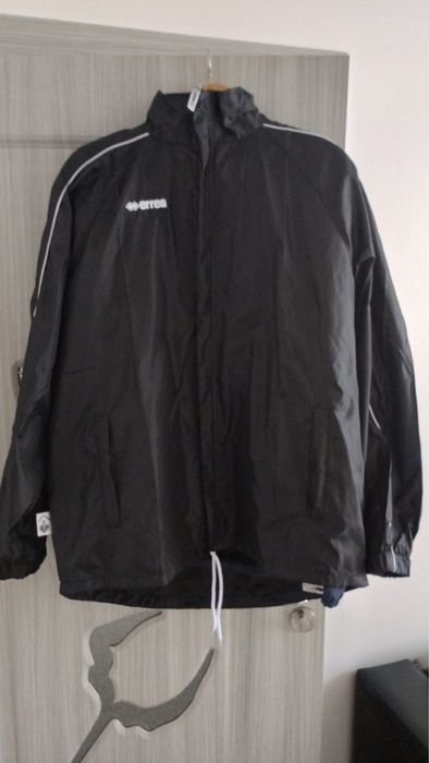 Geaca errea marimea XL