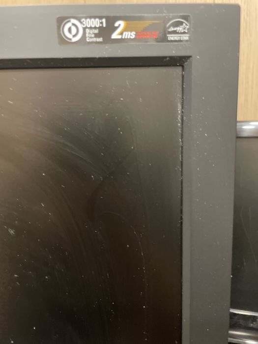 Продаётся монитор