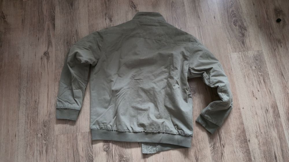 Geaca Barbati Toamna Primavara Quicksilver Marime M L Originala