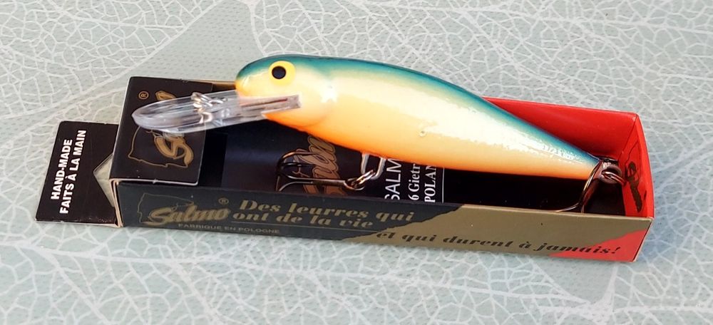 Воблери Salmo Roach