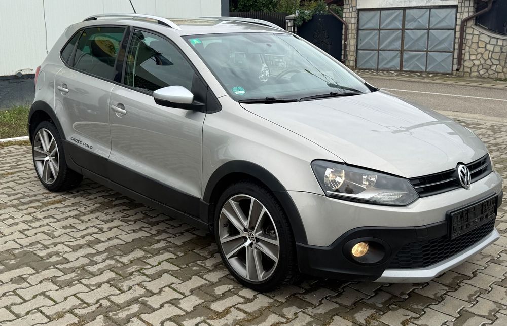 Volkswagen Polo 2011 diesel, 5.337 € — imagine 2