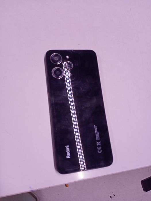 Redmi 12 (8/128)