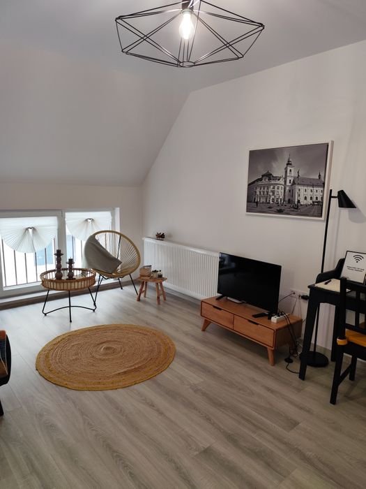 Apartament de închiriat