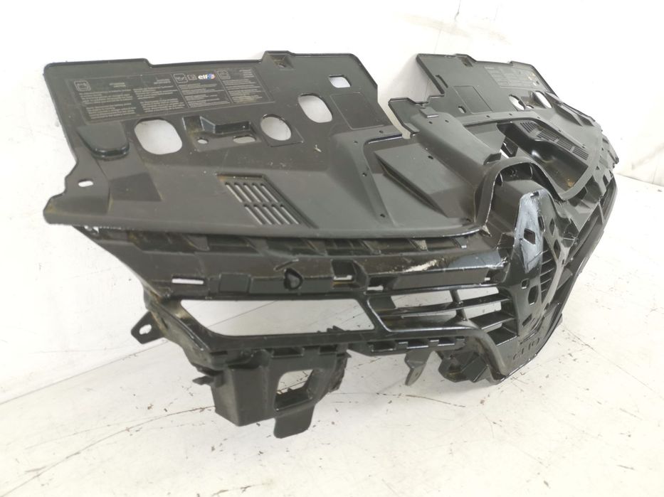 Grila Radiator Renault  Clio 4 [2012 - 2020] Originala In Stare Buna