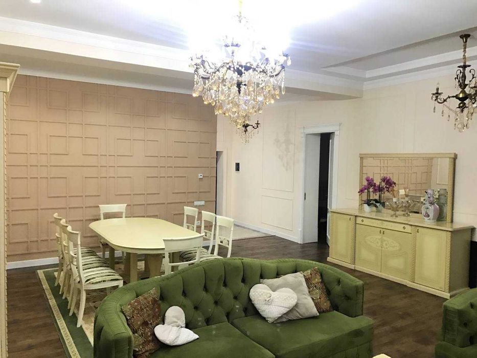 ПРОДАЁТСЯ 4 ком. квартира 156м2. ЕВРО ремонт. 4/2/3 (Green Apple)