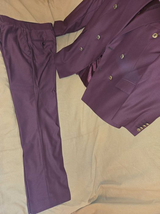 Мужские костюмы в отличном состоянии