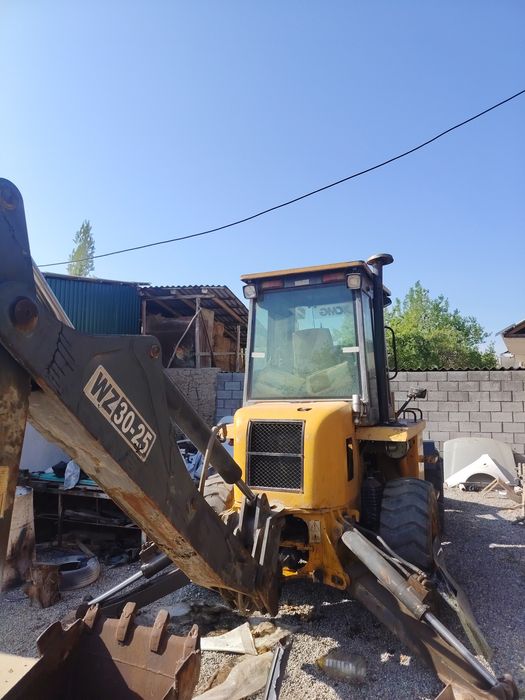 Экскаватор хсмг 30-25