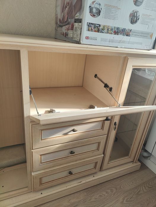 Отдам Шкаф Польский самовывоз