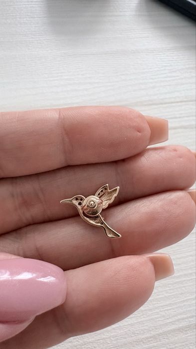 Золотые серги калибри