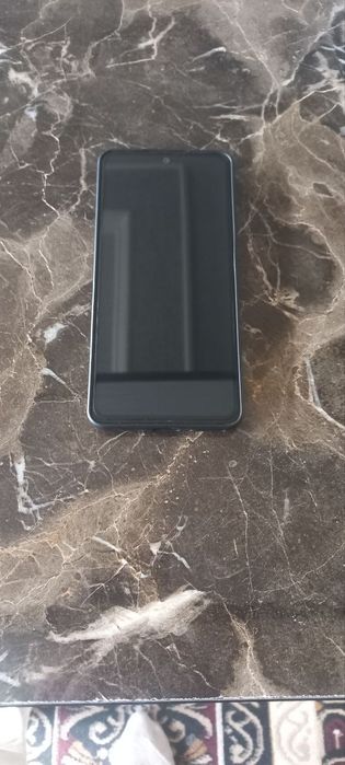 Redmi Note 13 6/128 Ideal Holat Karobka Bor