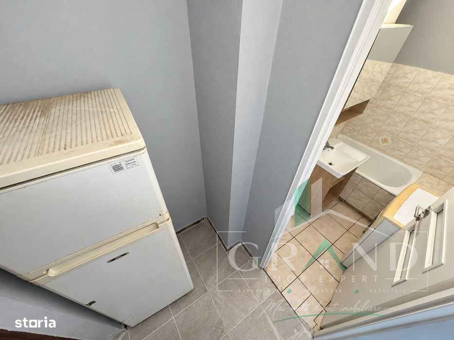 Garsoniera | Balcon inchis | Etaj intermediar | Marasti–zona Rasarit