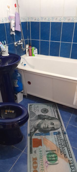 Продам квартиру район Филормония