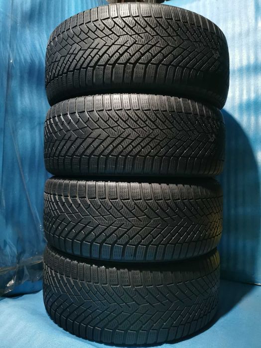 255/45 R20 - pirelli m+s 4 bucati