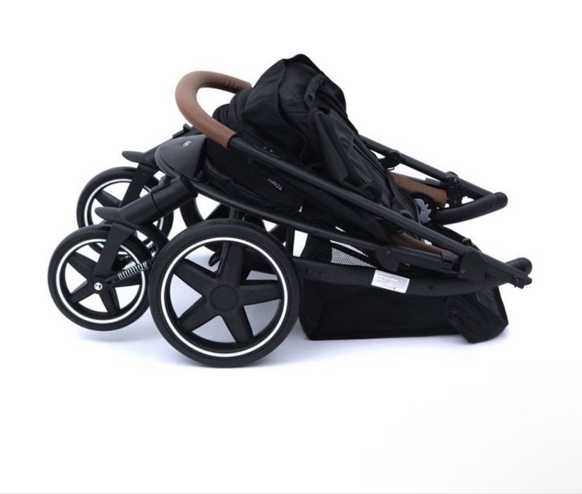 Продается новая коляска Tomix Stella